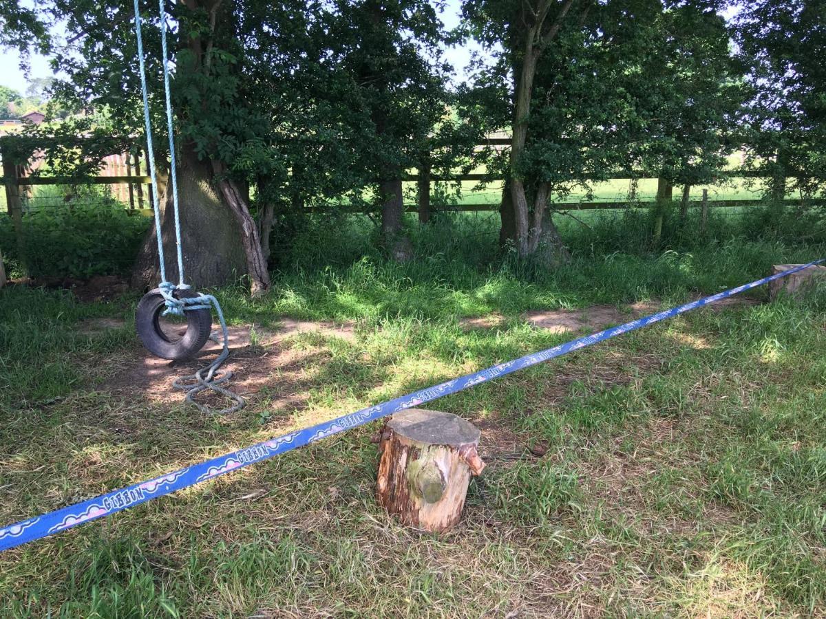 Honey Pod Farm Bell Tents Upton upon Severn Exterior foto